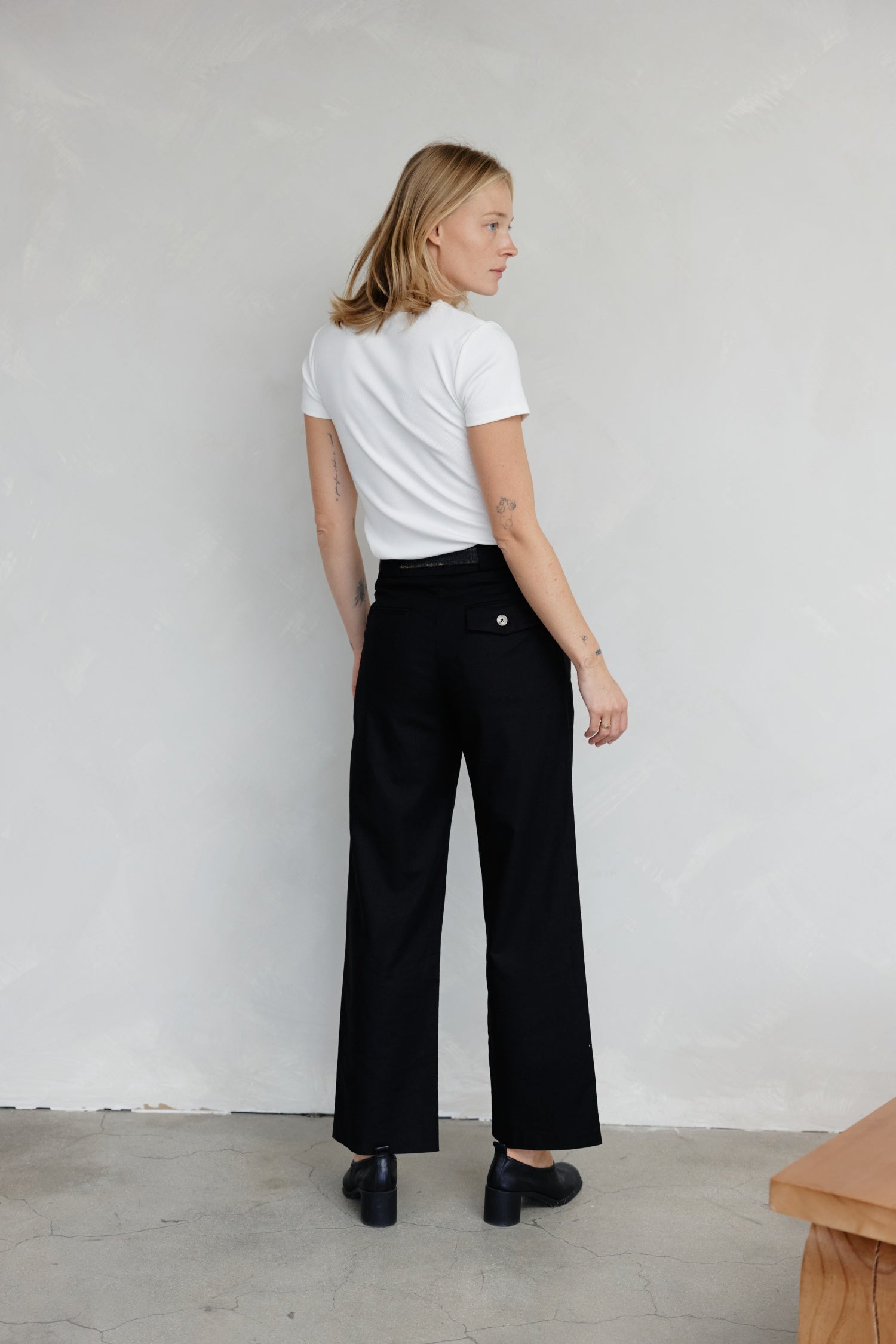 Next Womens White Linen Blend Parallel Trousers – Stockpoint Apparel Outlet